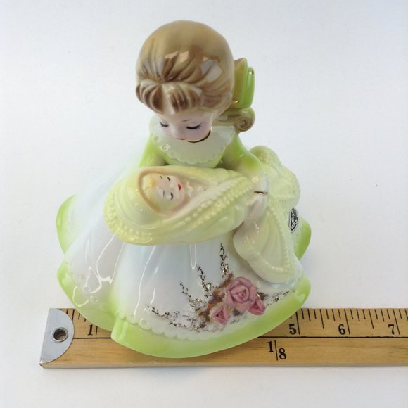 Josef Originals Mother and Baby Rotating Music Box Figurine Plays Brahms Lullaby - Picture 11 of 12